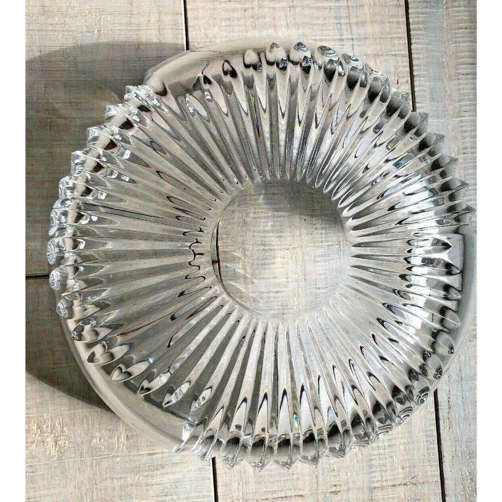 Crystal 8” Fruit Bowl, Graduated Meridian Starburst Design Vintage  MCM Elegant